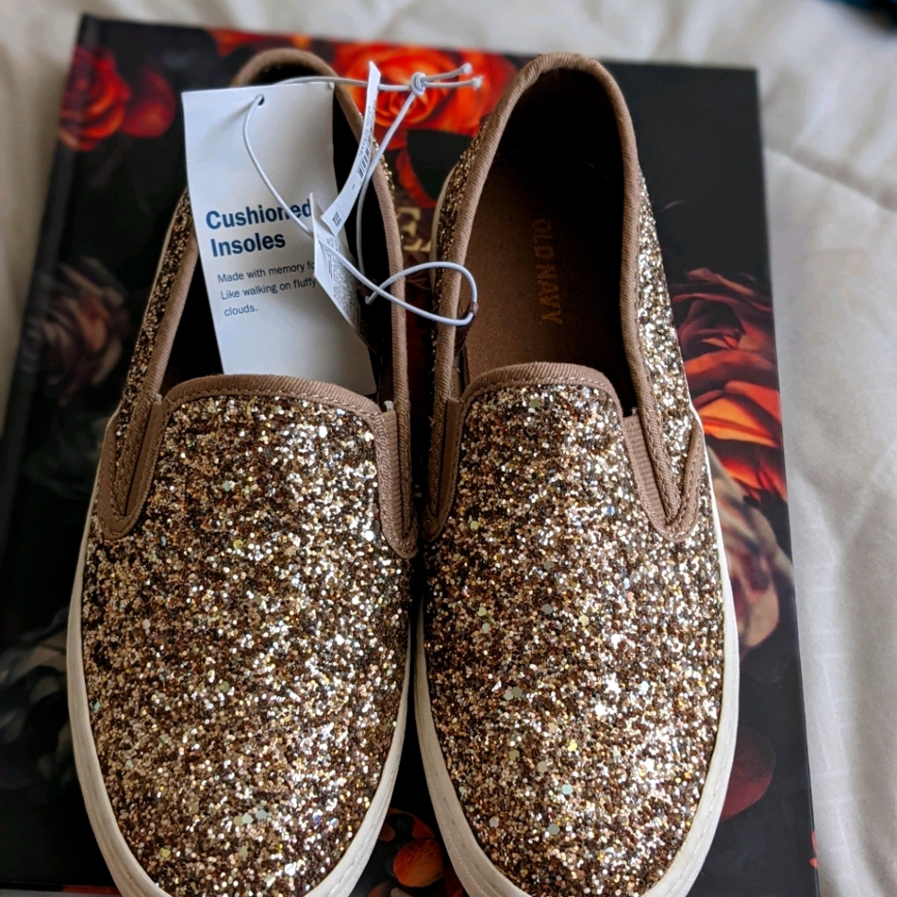 Women's slip on glitter shoes